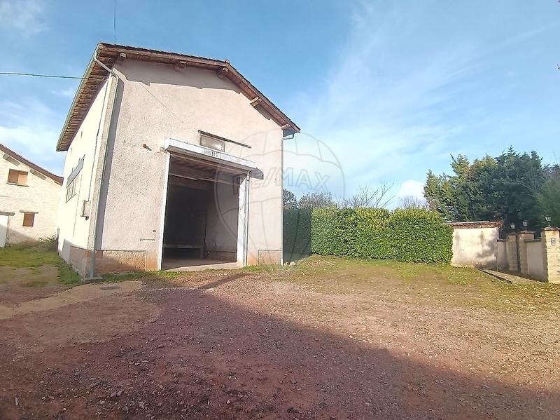 Maison - 170 m² - 2 pièces