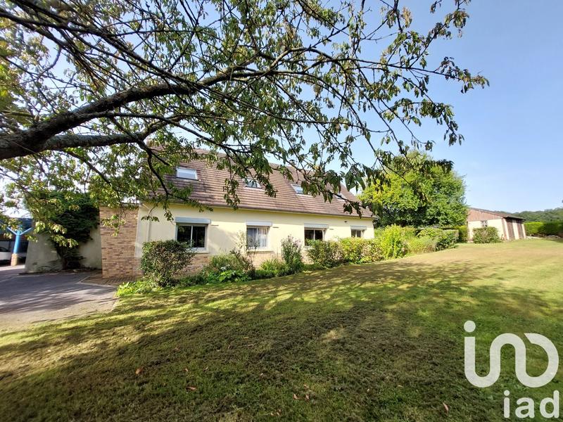 Maison - 209 m² - 9 pièces