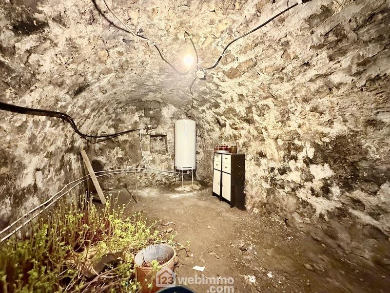 Maison - 211 m² - 5 pièces