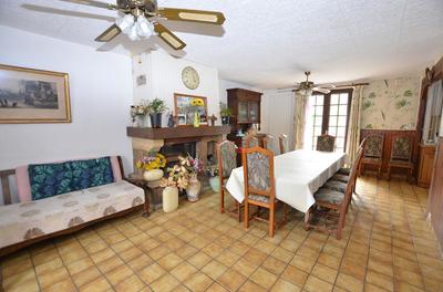 Maison - 110 m² - 6 pièces