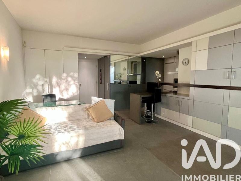 Studio - 38 m² - 1 pièce