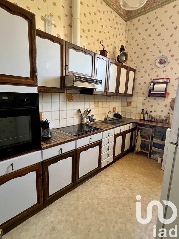 Maison - 310 m² - 10 pièces