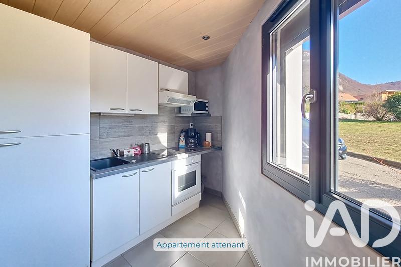 Maison - 198 m² - 9 pièces