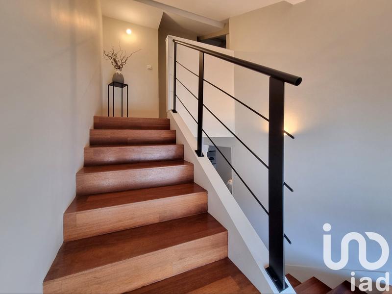 Appartement - 111 m² - 6 pièces