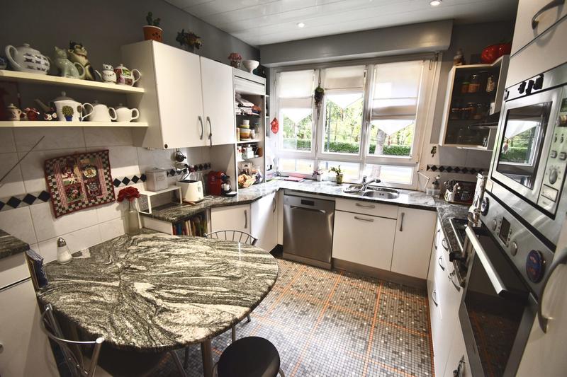 Maison traditionnelle - 149 m² - 6 pièces