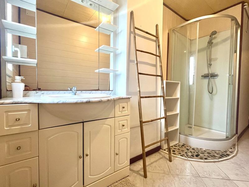 Appartement - 96 m² - 6 pièces