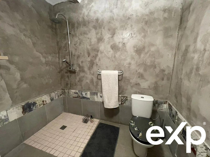 Maison traditionnelle - 108 m² - 4 pièces