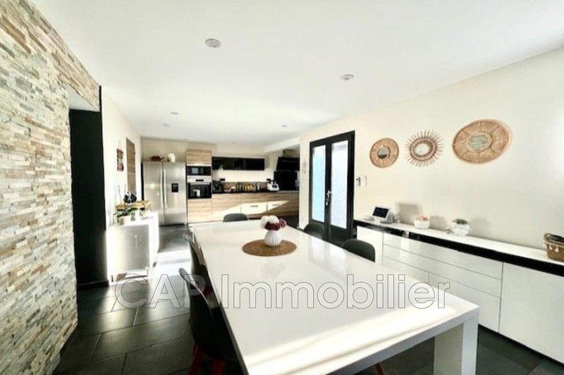 Maison - 127 m² - 5 pièces