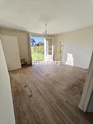 Maison - 72 m² - 6 pièces