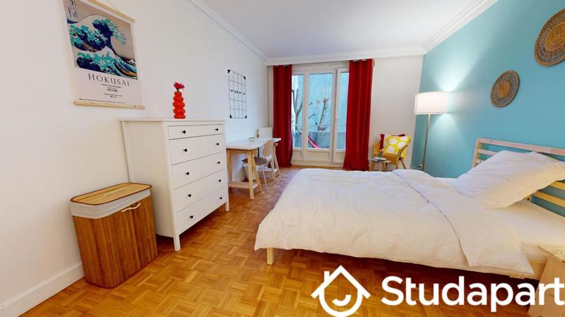 Chambre - 10 m² - 1 pièce