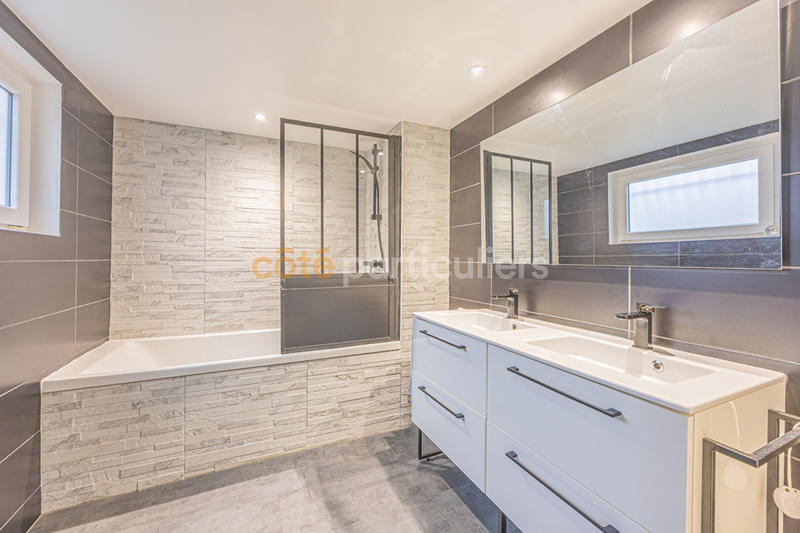 Maison - 160 m² - 7 pièces