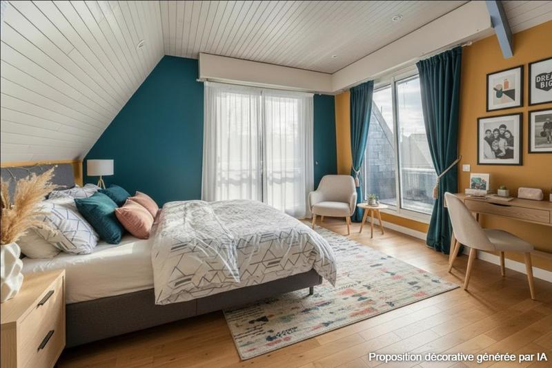 Maison - 241 m² - 8 pièces