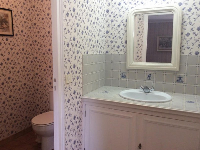 Maison - 234 m² - 8 pièces