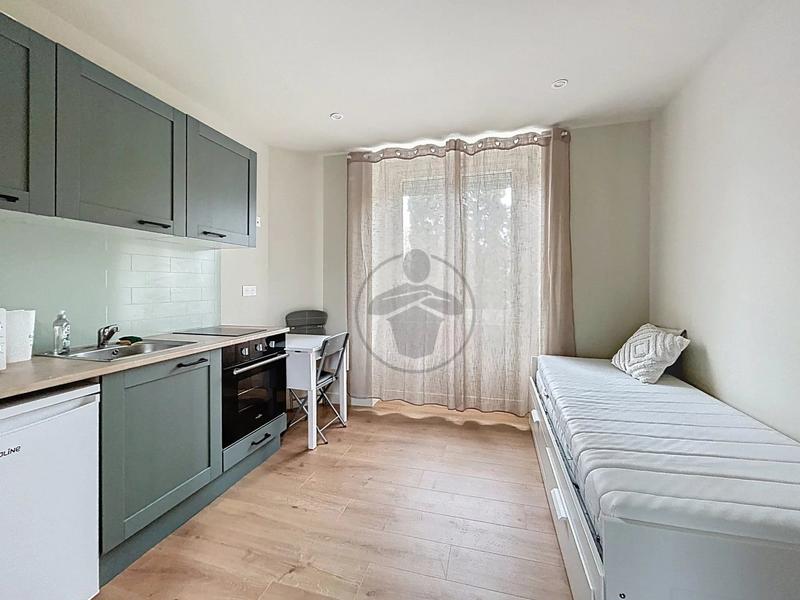 Immeuble - 45 m² - 3 pièces