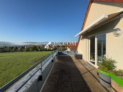 Appartement - 102 m² - 3 pièces