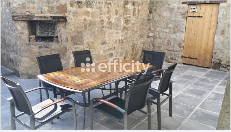 Maison - 177 m² - 7 pièces