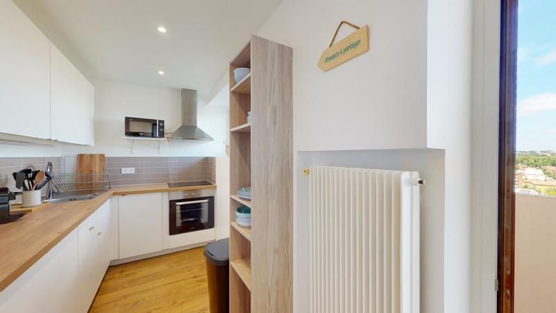 Appartement - 81 m² - 5 pièces