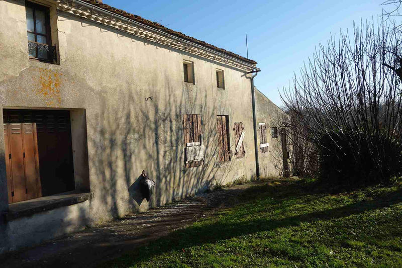 Maison - 340 m² - 11 pièces