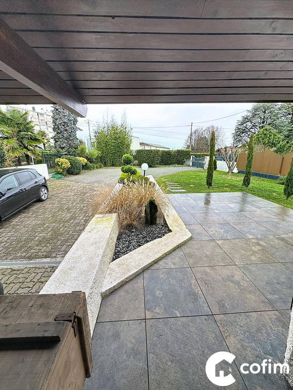 Maison - 135 m² - 6 pièces