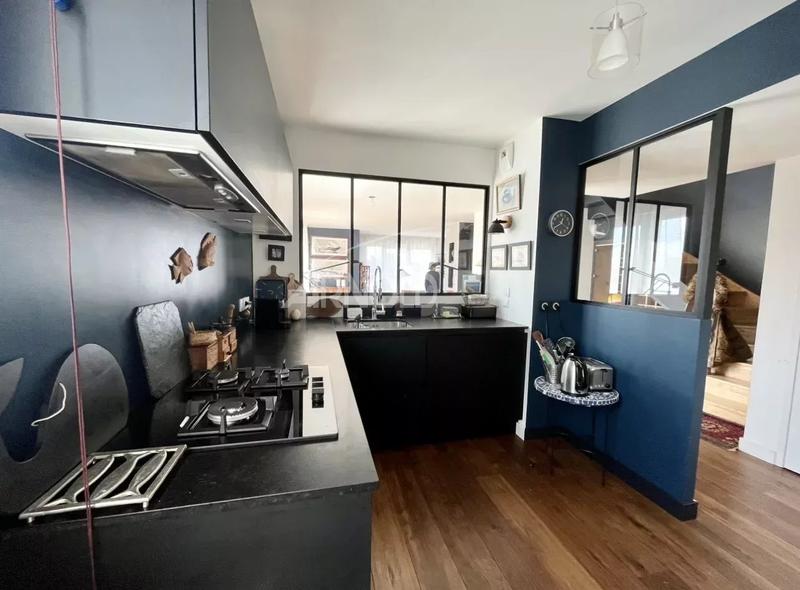 Appartement - 128 m² - 3 pièces