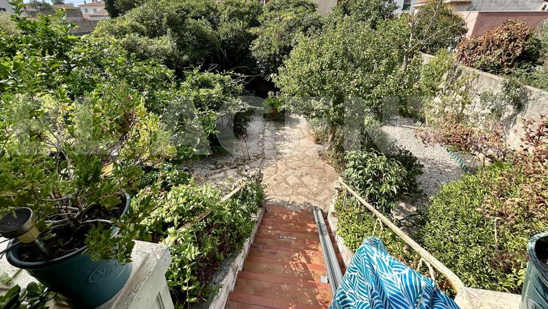 Villa - 200 m² - 6 pièces