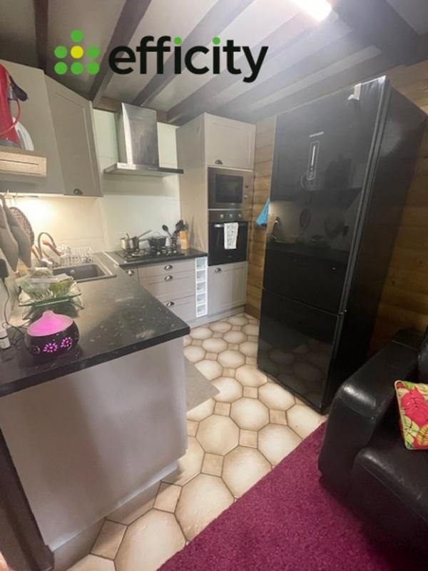 Maison - 263 m² - 8 pièces