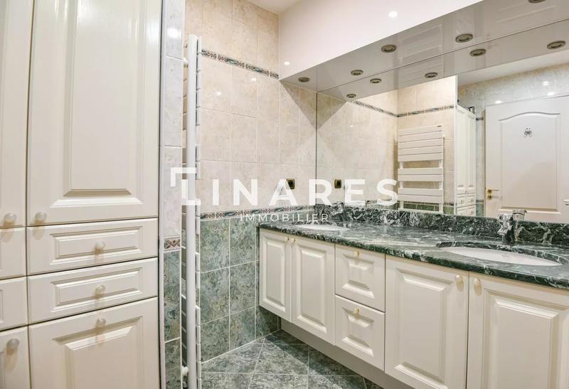 Appartement - 77 m² - 3 pièces