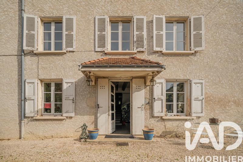 Maison - 231 m² - 10 pièces