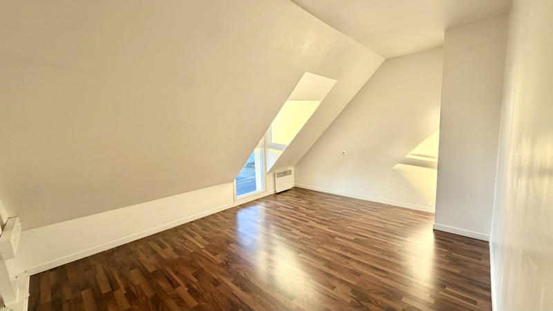 Maison - 98 m² - 5 pièces