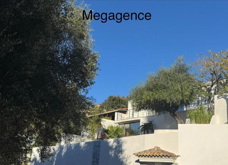 Maison traditionnelle - 110 m² - 4 pièces