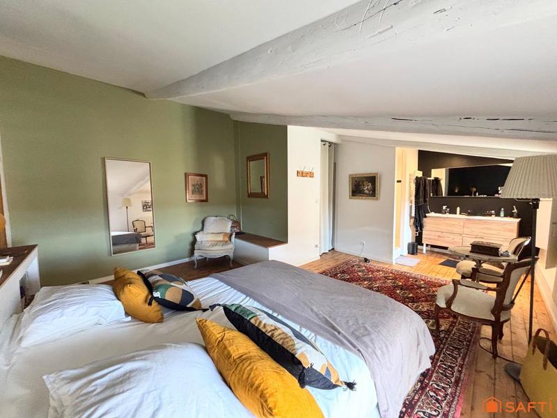 Maison - 151 m² - 5 pièces