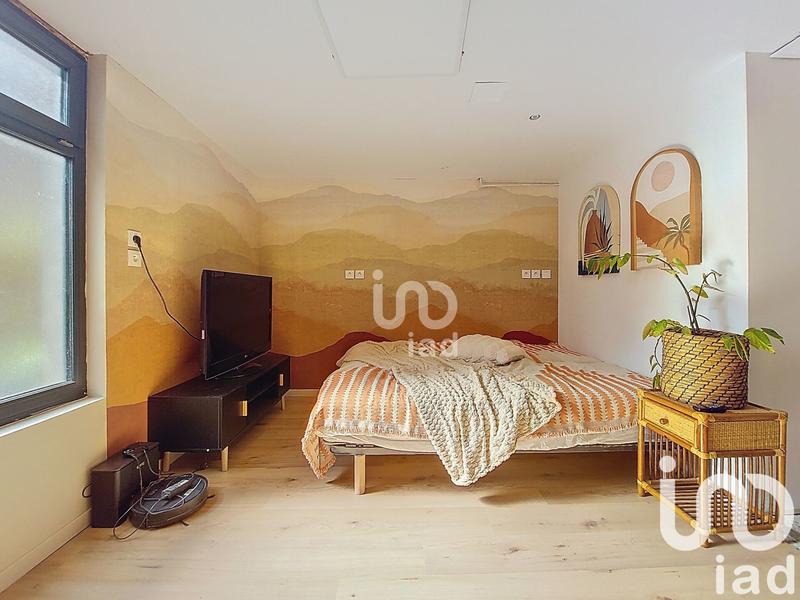 Maison - 252 m² - 9 pièces