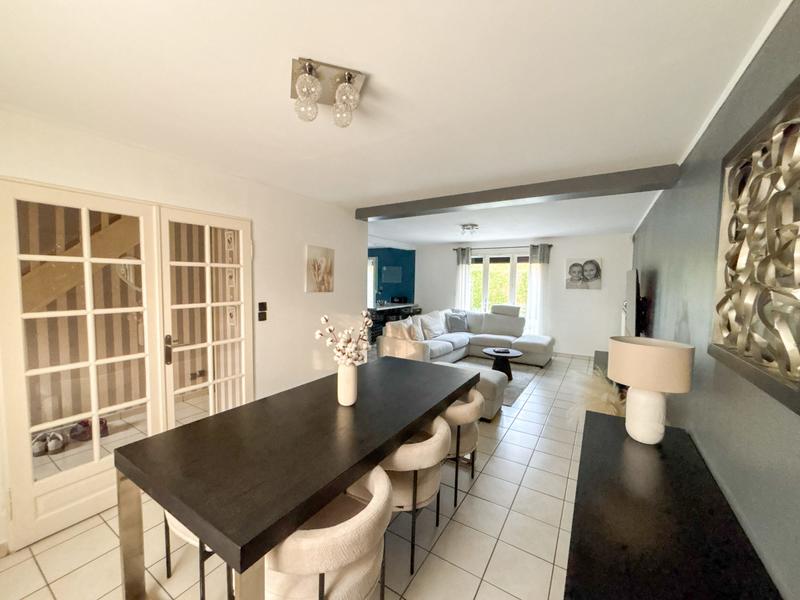 Maison - 103 m² - 5 pièces