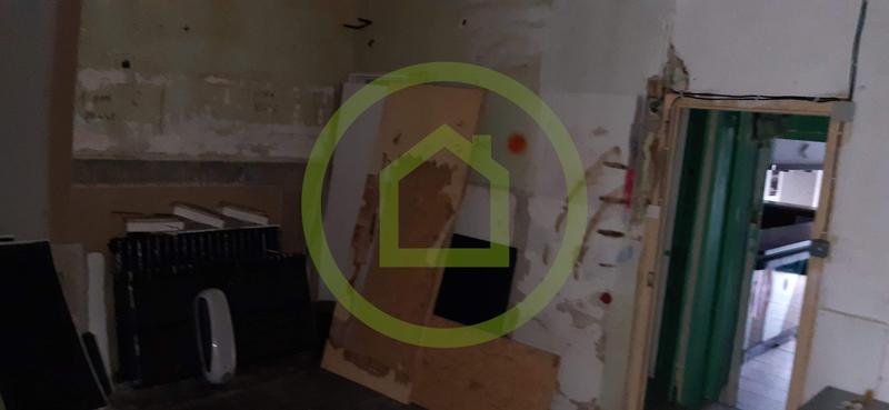 Local d'activités - 120 m² - 5 pièces