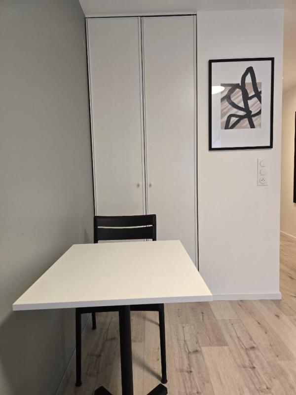 Studio - 17 m² - 1 pièce