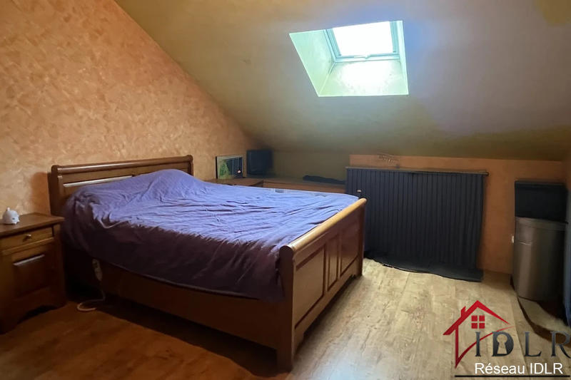 Maison - 210 m² - 8 pièces