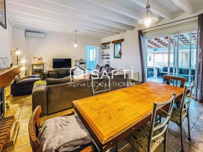 Maison - 161 m² - 6 pièces