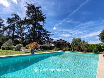 Maison - 300 m² - 7 pièces