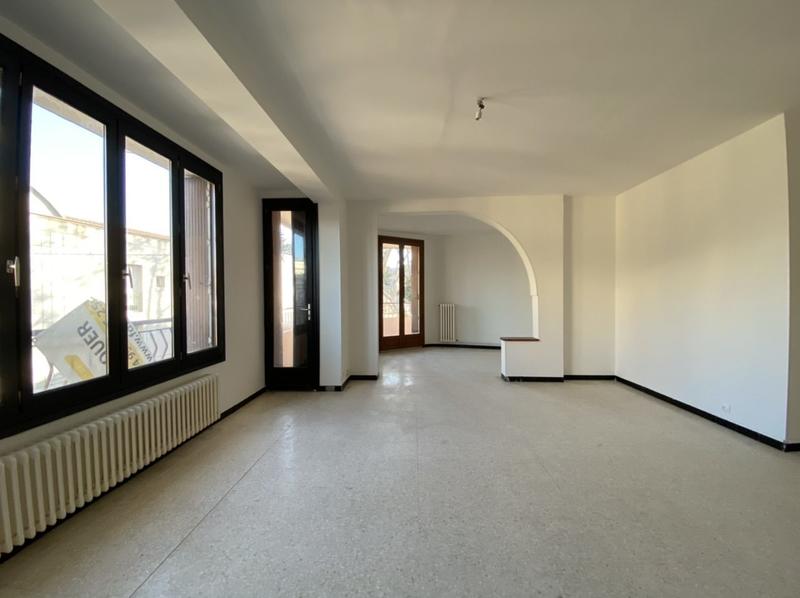 Appartement - 111 m² - 3 pièces