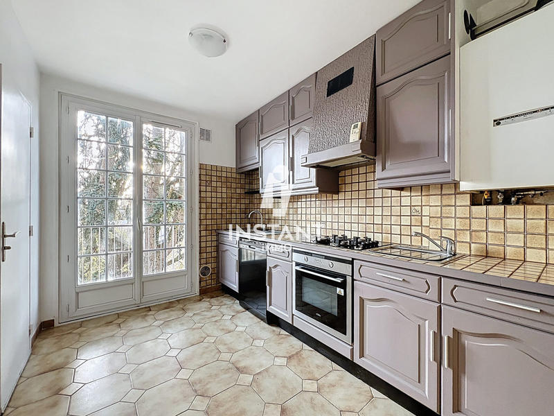 Appartement - 83 m² - 4 pièces