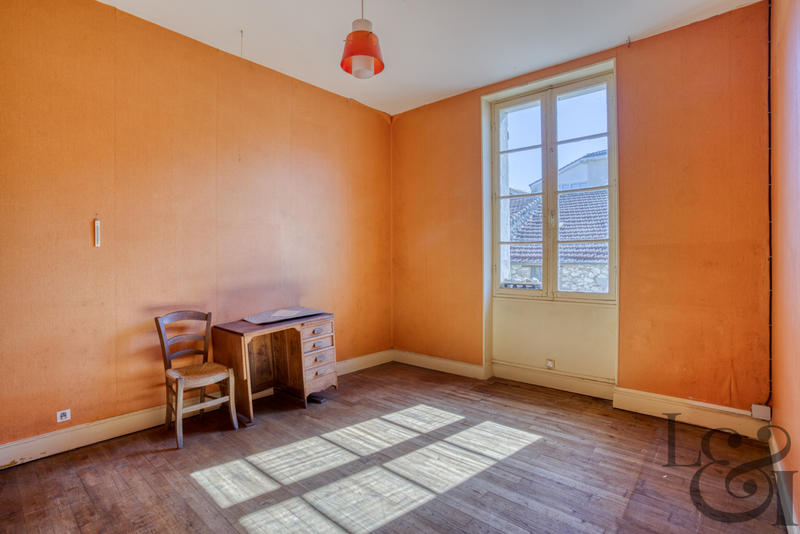 Maison - 175 m² - 7 pièces