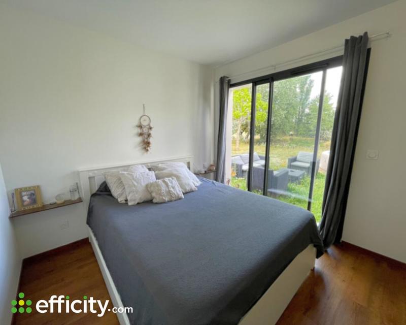 Maison - 105 m² - 6 pièces