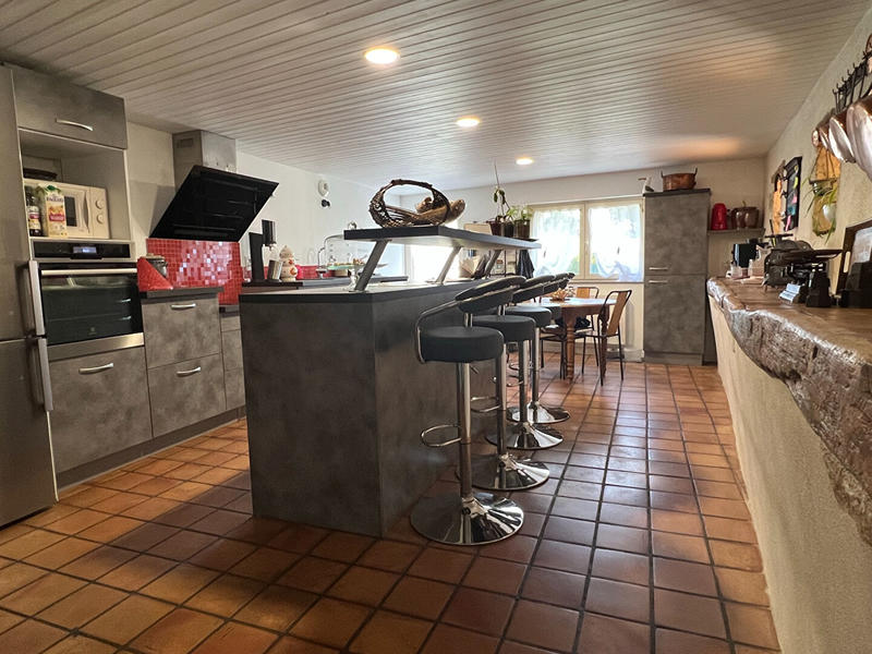 Maison - 227 m² - 5 pièces