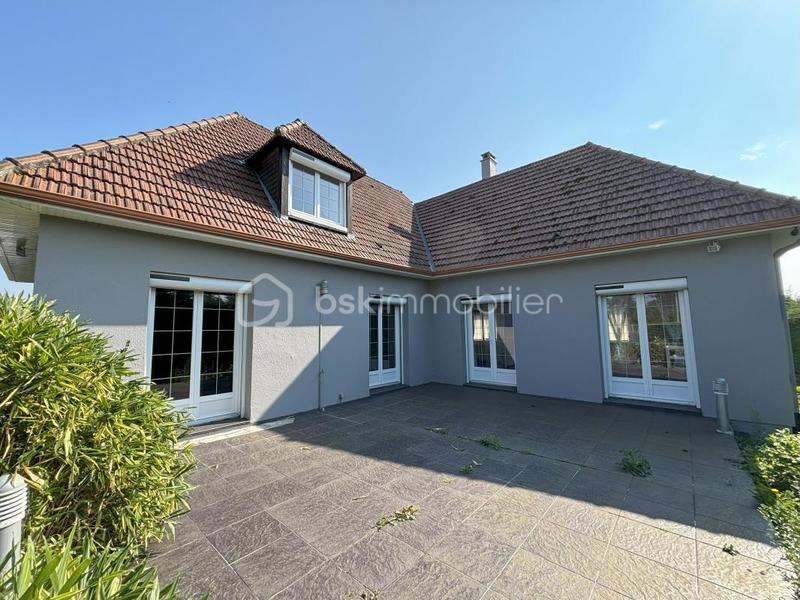 Maison - 150 m² - 5 pièces