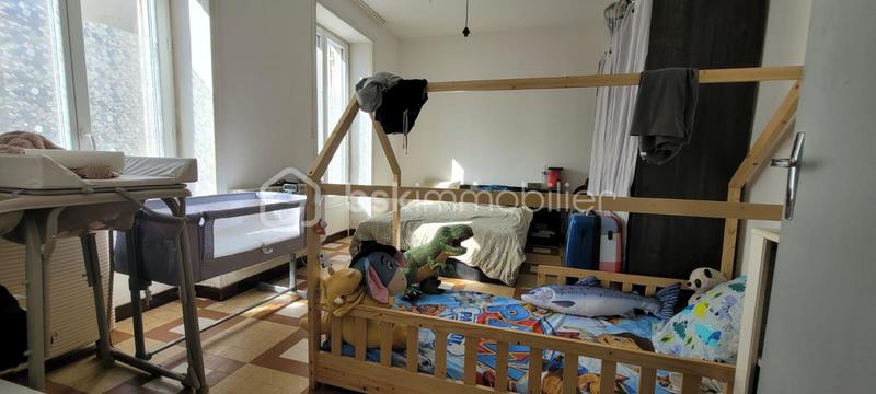 Maison - 254 m² - 10 pièces