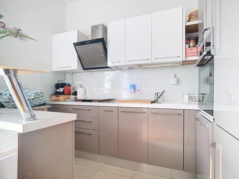 Appartement - 64 m² - 3 pièces