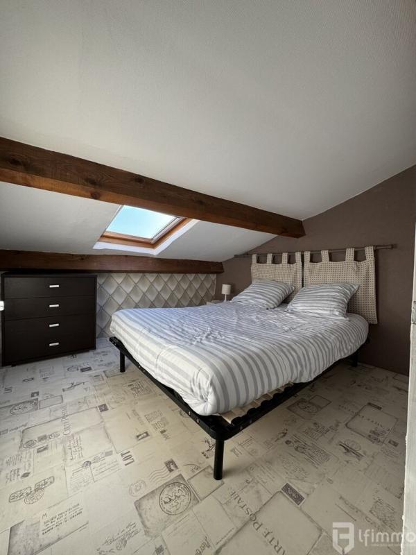 Maison - 90 m² - 6 pièces