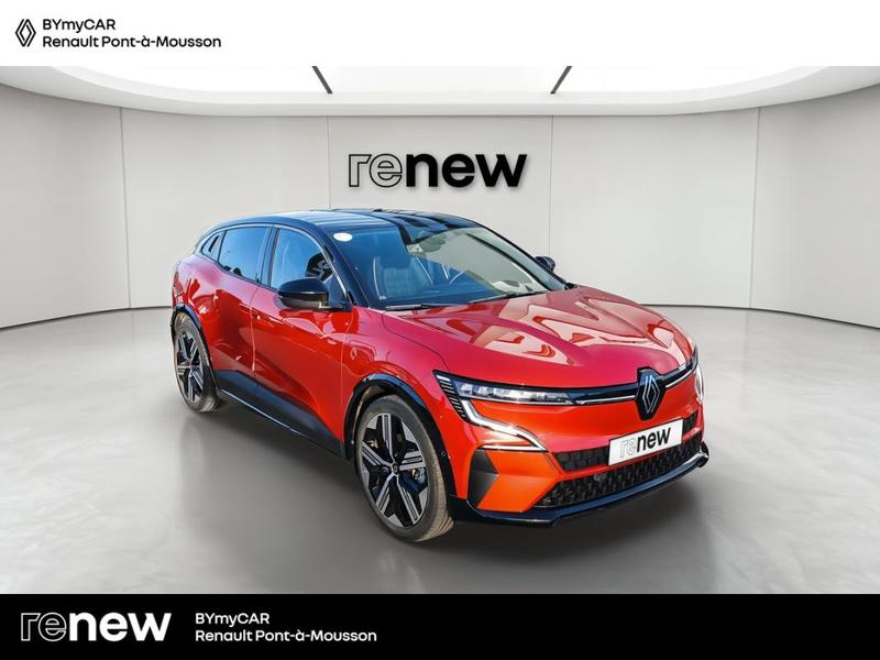 Renault Mégane E-Tech 220 ch autonomie confort Gsr2 Iconic