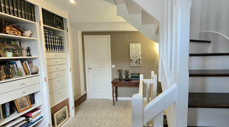 Maison - 180 m² - 7 pièces