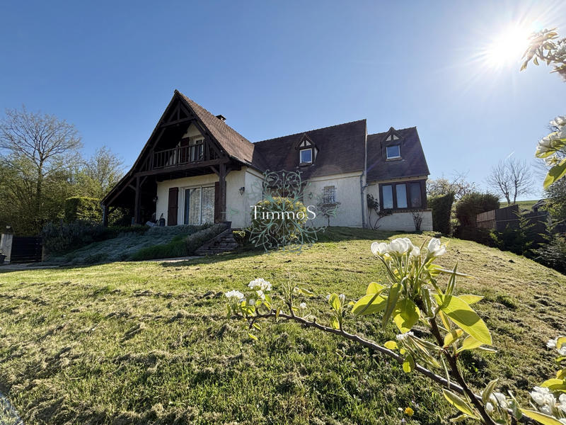 Maison - 180 m² - 7 pièces